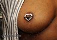 9852 nipple piercing_piercing bradavky
